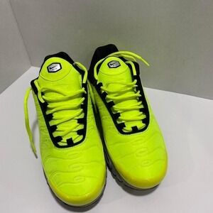 Nike Air Max Plus TN yellow/ green  trainers full volt Size US 7.5. SKU-A503